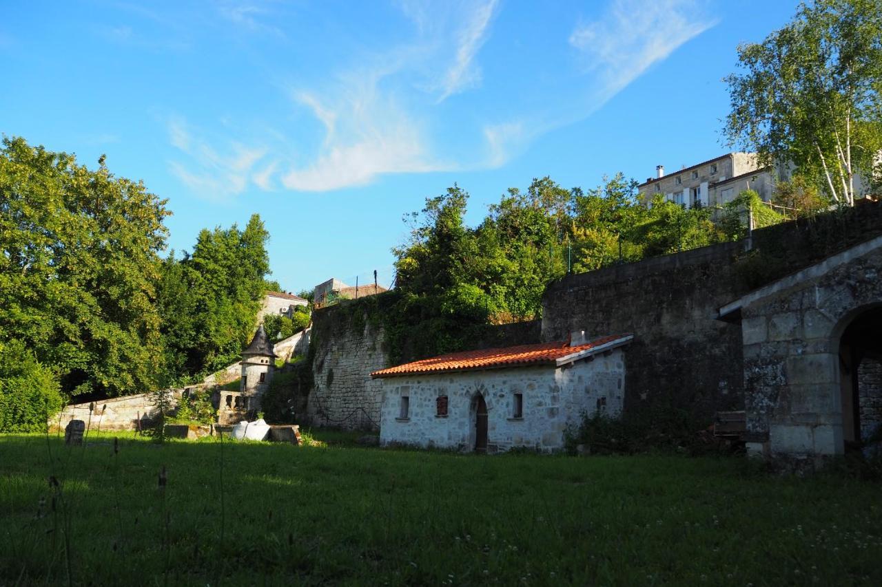 La Belle Etoile Bed & Breakfast Saintes Exterior photo